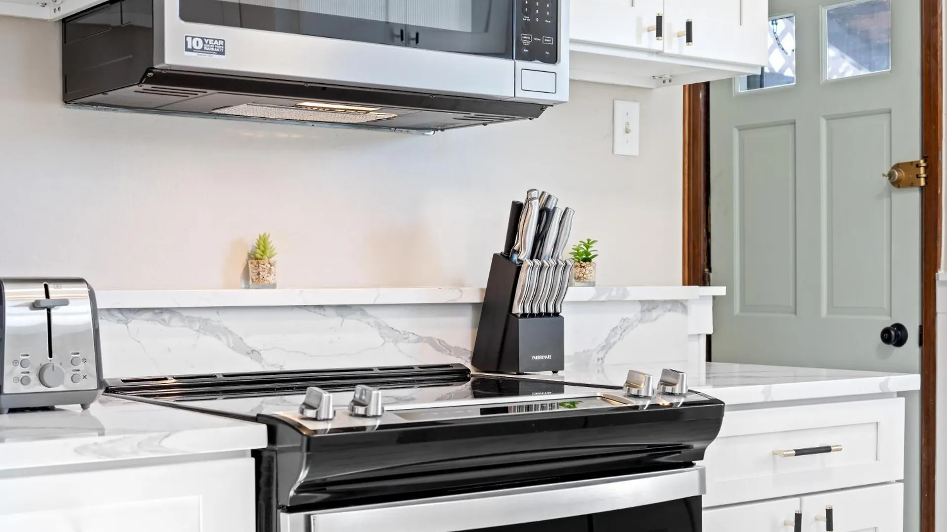 The Urban Nest - Your St. Louis City Retreat! Vakantiehuis Saint Louis