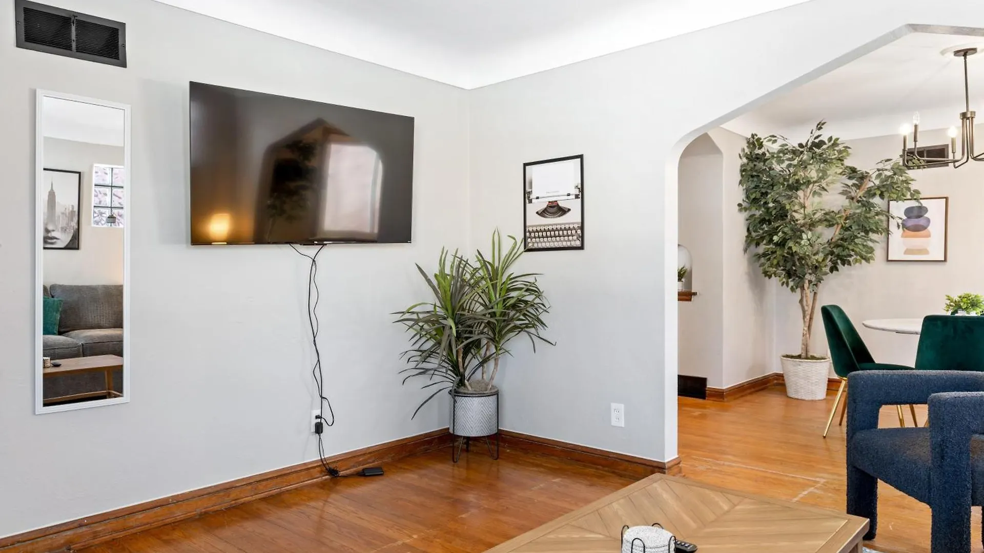 Vakantiehuis The Urban Nest - Your St. Louis City Retreat! Verenigde Staten
