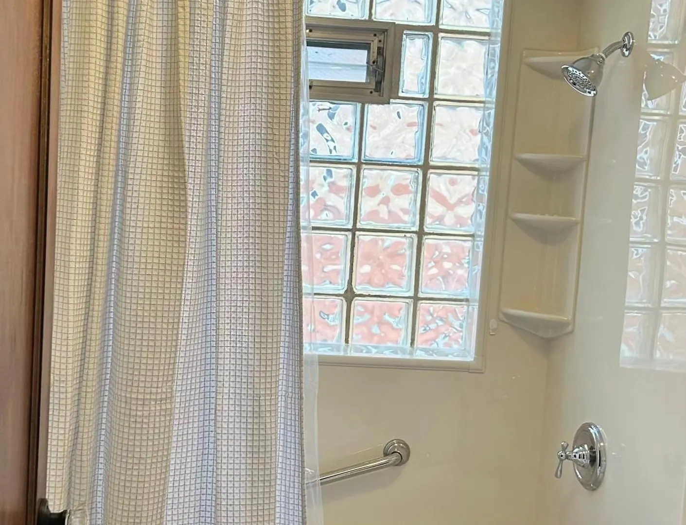 Vakantiehuis The Urban Nest - Your St. Louis City Retreat!