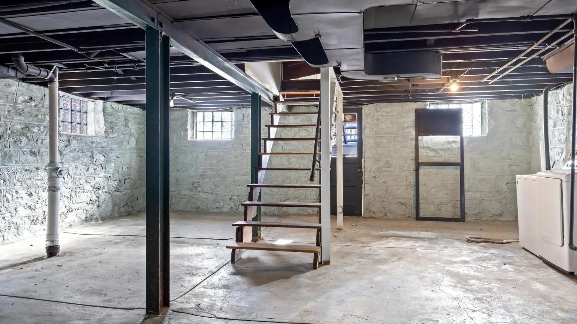 The Urban Nest - Your St. Louis City Retreat! 0*, Saint Louis USA